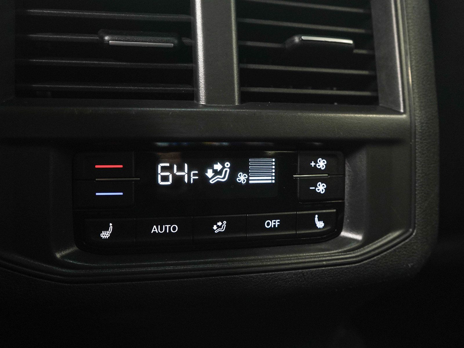 Used 2023 Volkswagen Atlas SEL Premium AWD/4WD image 17