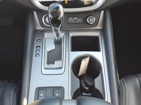 Used 2022 Nissan Murano SL w/ SL Moonroof Package image 16