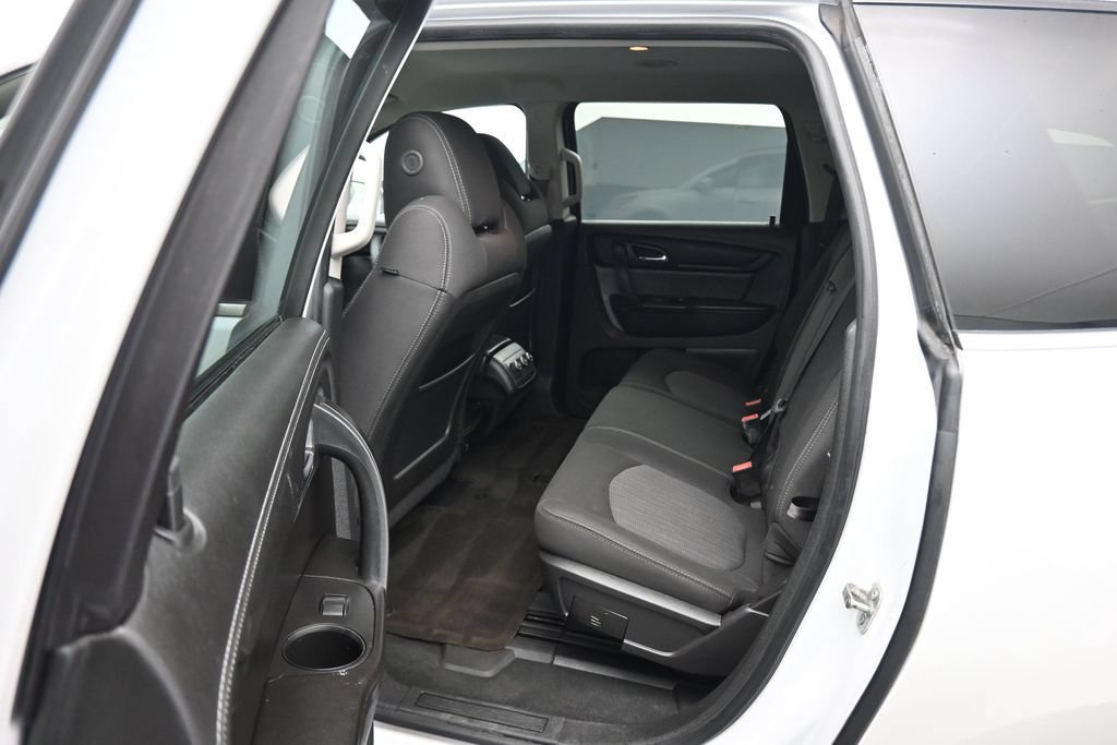 Used 2017 Chevrolet Traverse LT w/ Style and Technology Package AWD/4WD image 29