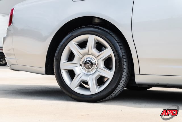 Used 2014 Rolls-Royce Ghost RWD image 59