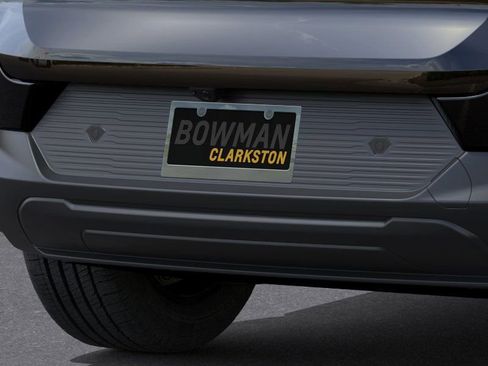 New 2026 Chevrolet Equinox EV LT image 14