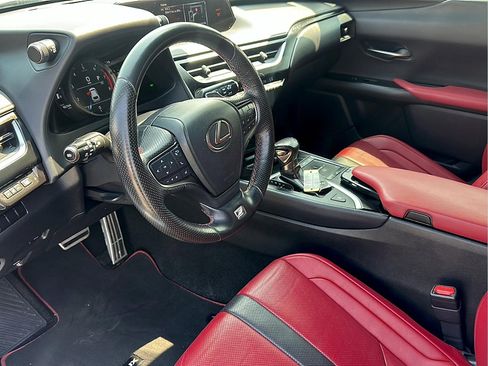 Used 2019 Lexus UX 200 F Sport w/ F Sport Premium Package FWD image 12