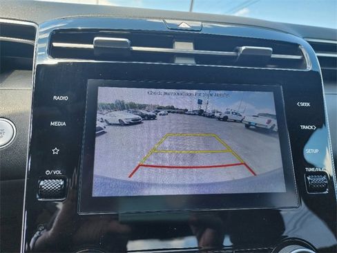 Used 2022 Hyundai Santa Cruz SEL image 23