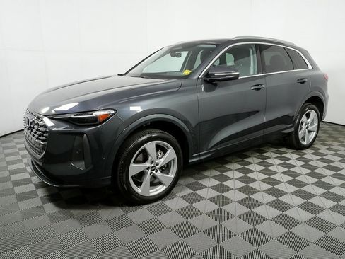 Certified 2025 Audi Q5 Premium Plus w/ Premium Plus image 28