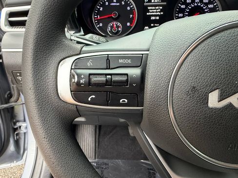 Used 2023 Kia K5 LXS FWD image 23