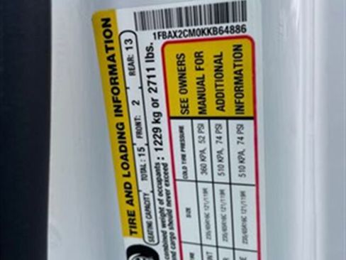 Used 2019 Ford Transit 350 XLT image 17