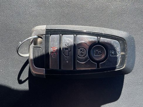 Used 2021 Ford F250 Platinum image 39