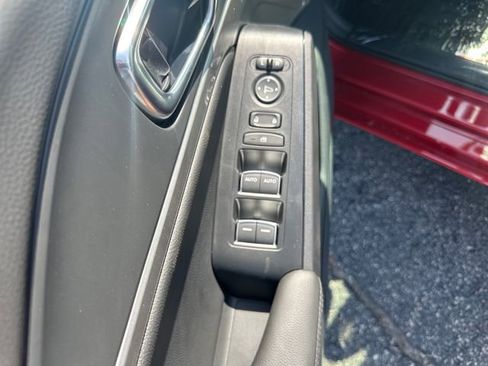 New 2025 Acura Integra image 25