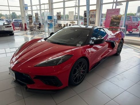 Used 2023 Chevrolet Corvette Stingray Preferred Conv w/ Battery Protection Package RWD image 4