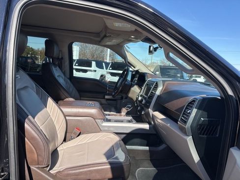 Used 2019 Ford F150 Limited w/ Trailer Tow Package image 10