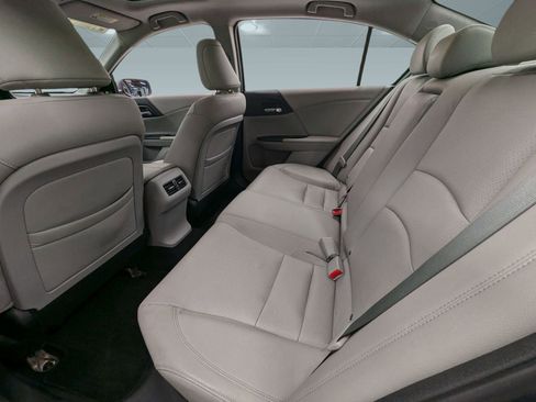 Used 2014 Honda Accord Touring image 22