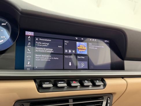 Certified 2021 Porsche 911 Carrera 4S image 36