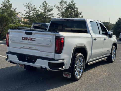 Used 2023 GMC Sierra 1500 Denali w/ Technology Package AWD/4WD image 6