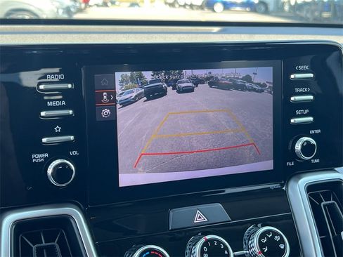 Used 2022 Kia Sorento LX image 30