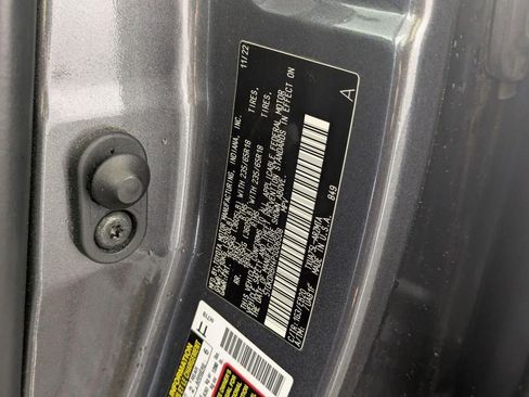 Used 2023 Toyota Highlander XLE AWD/4WD image 35