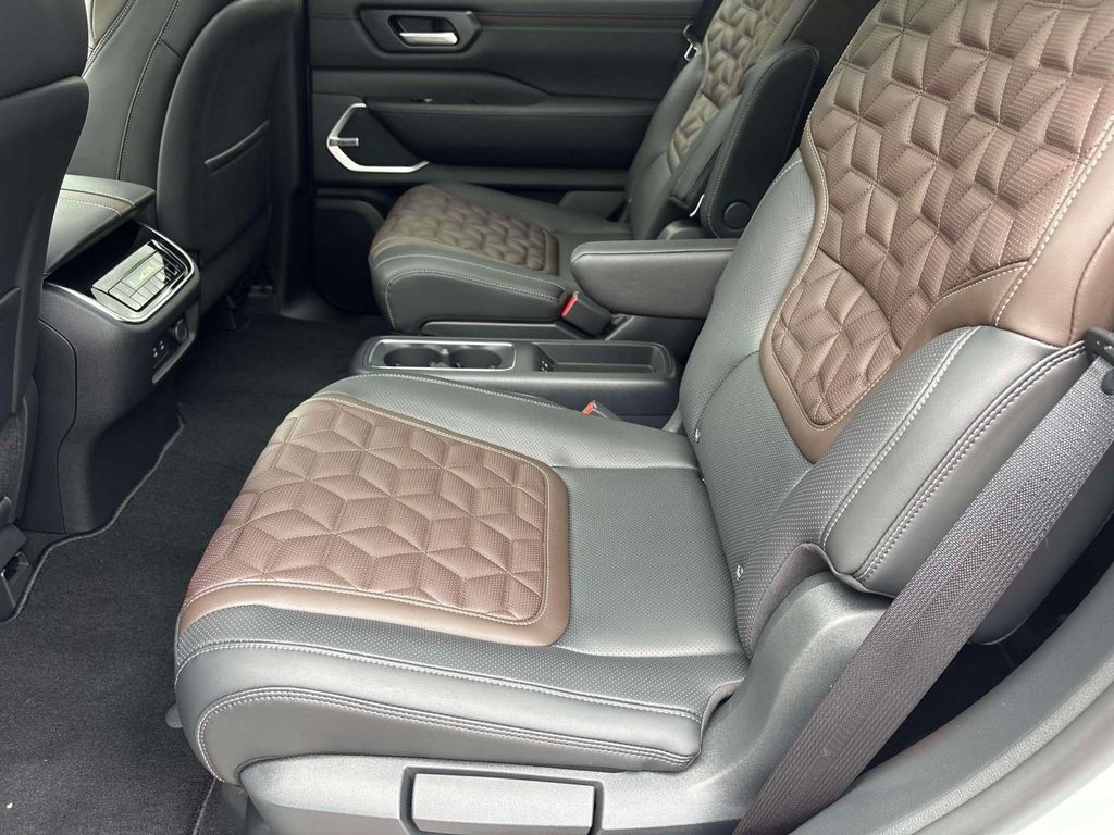 New 2026 Nissan Armada Platinum Reserve AWD/4WD image 22
