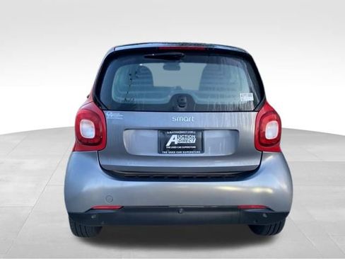 Used 2017 smart fortwo electric drive image 14
