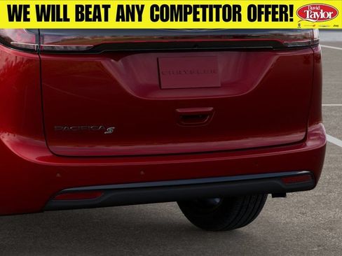 New 2026 Chrysler Pacifica Select w/ S Appearance Package FWD image 14