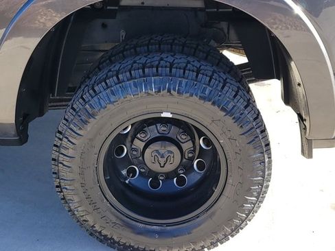 Used 2023 RAM 3500 Limited image 13