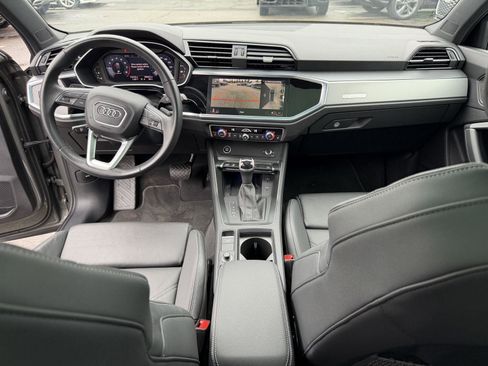 Used 2023 Audi Q3 2.0T Premium Plus w/ Premium Plus Package image 16