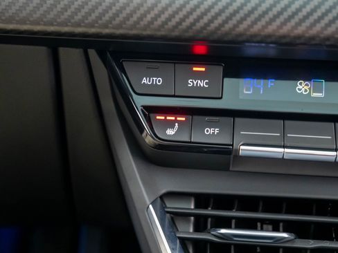 Used 2022 Audi e-tron GT Prestige w/ Prestige Package image 26