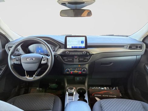 Used 2023 Ford Escape Active AWD/4WD image 22