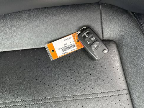 Used 2019 Volkswagen Passat 2.0T SE R-Line image 11