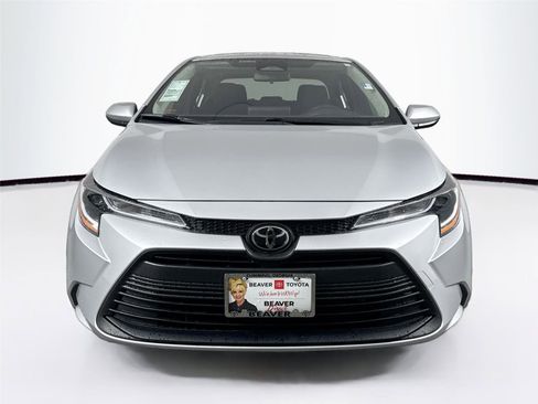 Certified 2023 Toyota Corolla LE image 8
