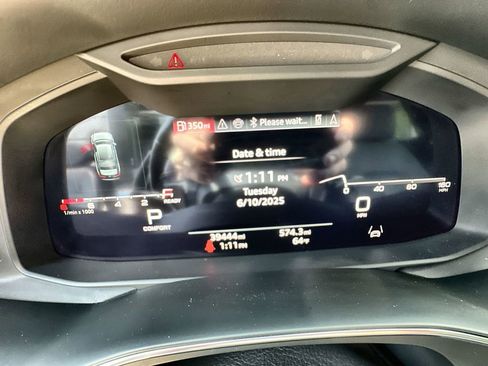 Used 2024 Audi A6 Premium Plus image 11