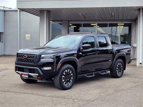 Used 2023 Nissan Frontier PRO-4X w/ Tow Package image 4