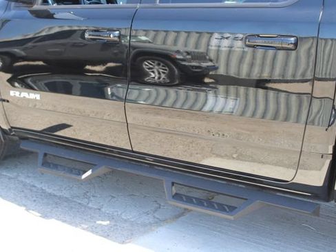 Used 2023 RAM 1500 Laramie RWD image 9