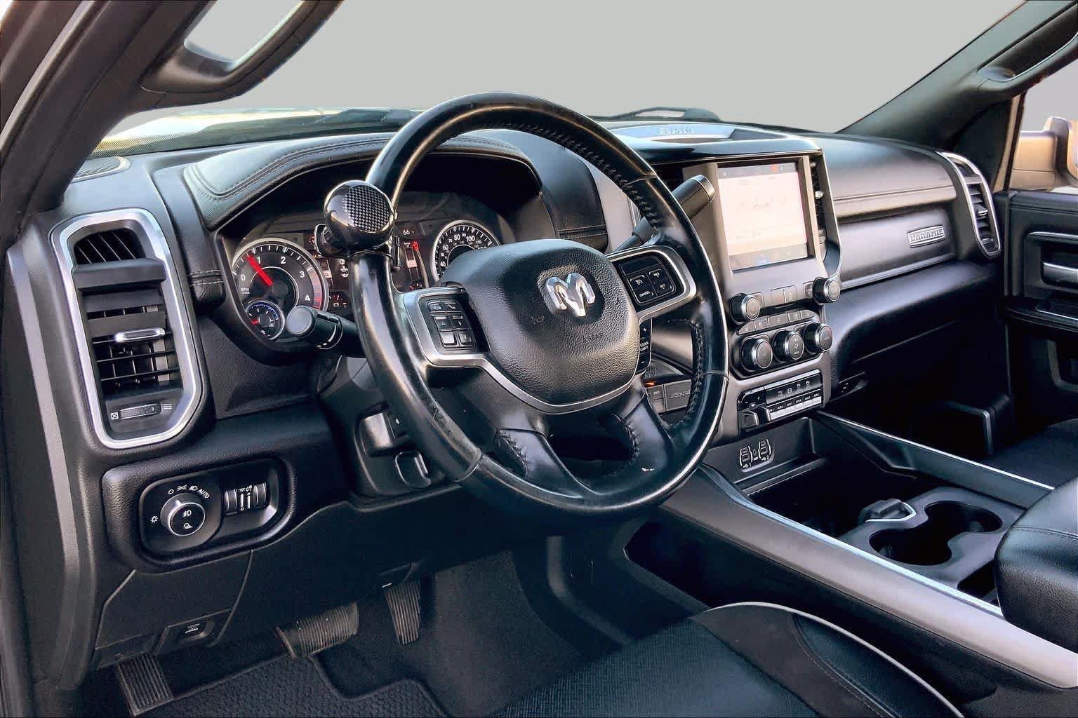 Used 2022 RAM 3500 Laramie w/ Night Edition AWD/4WD image 17