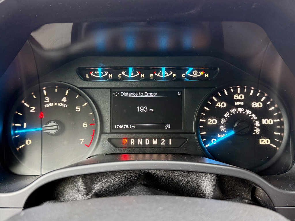 Used 2017 Ford F150 XL w/ Equipment Group 101A Mid AWD/4WD image 23