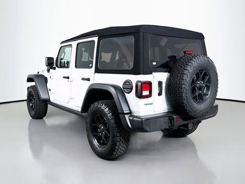 Used 2024 Jeep Wrangler Unlimited image 5
