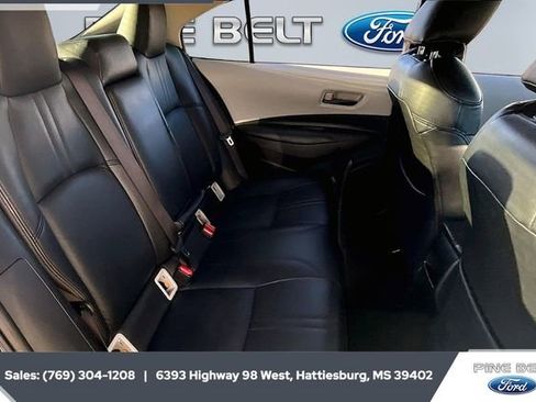 Used 2022 Toyota Corolla LE image 20