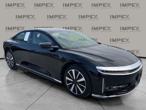 Used 2024 Lucid Air Touring image 7