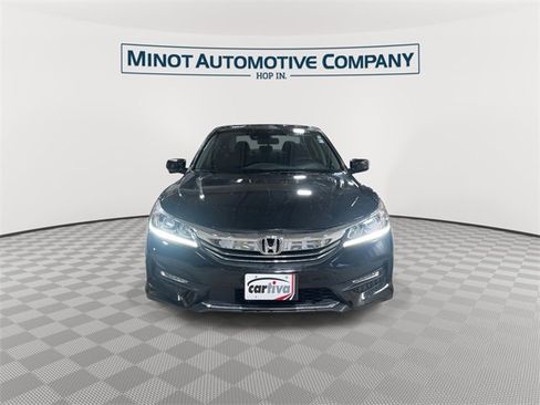 Used 2016 Honda Accord EX image 3
