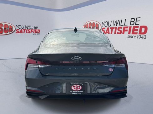 Certified 2023 Hyundai Elantra SEL image 5