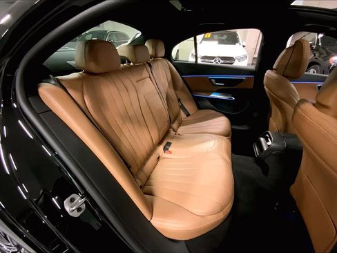 Used 2025 Mercedes-Benz E 350 E 350 image 19