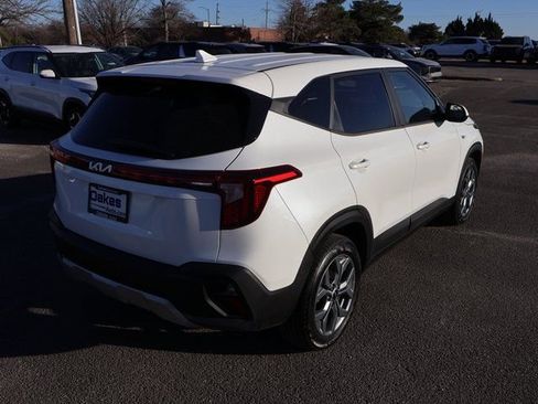 New 2026 Kia Seltos LX image 6