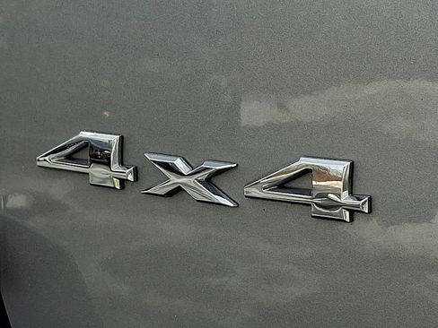 Used 2017 Jeep Compass Latitude image 21