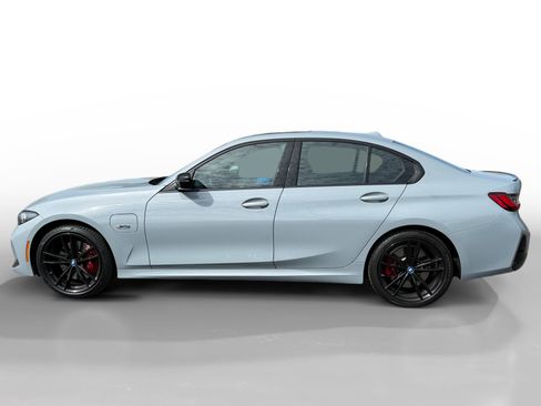 Used 2023 BMW 330e w/ M Sport Package RWD image 2