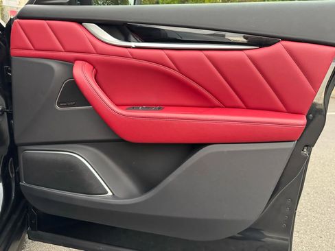 Used 2022 Maserati Levante GT image 45