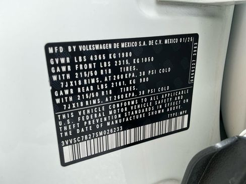 Used 2025 Volkswagen Taos SE FWD image 30