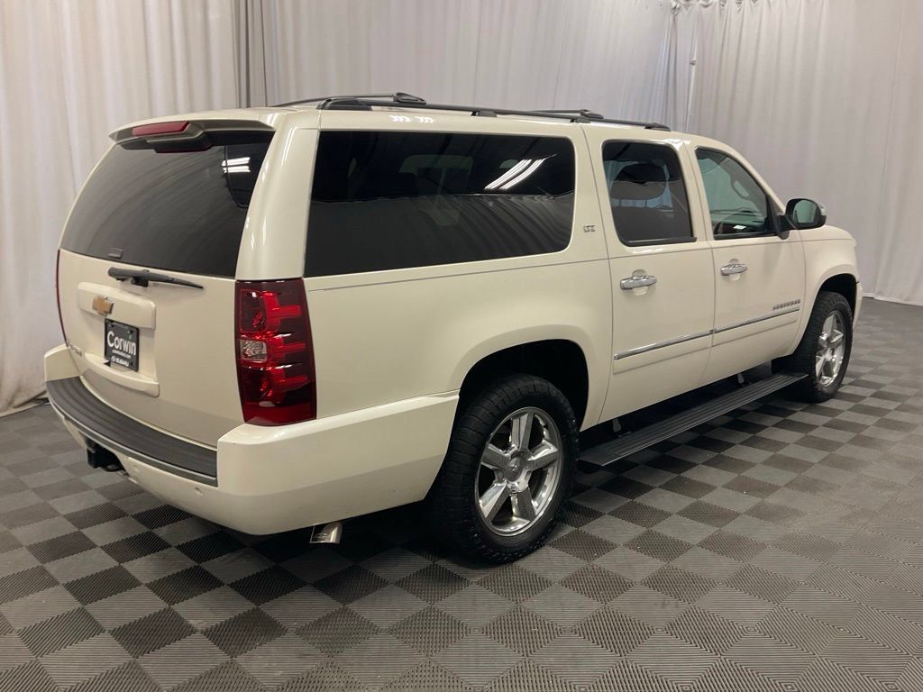 Used 2013 Chevrolet Suburban LTZ AWD/4WD image 14