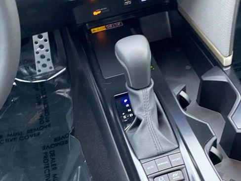 Certified 2025 Toyota Camry SE image 16