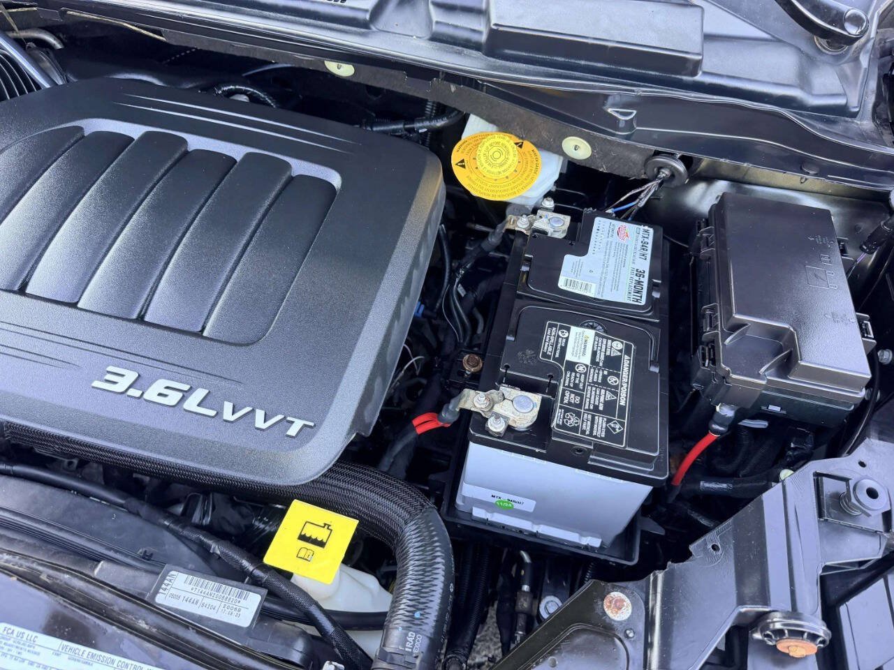 Used 2016 Dodge Grand Caravan SXT FWD image 11