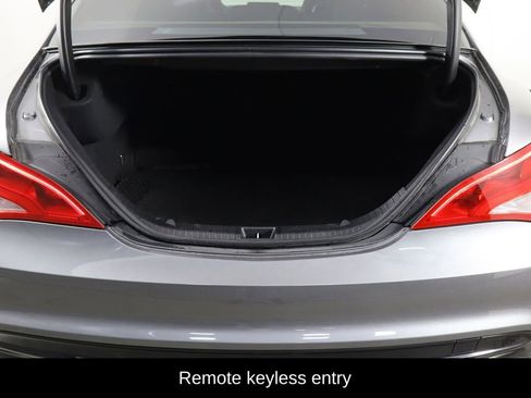 Used 2019 Mercedes-Benz CLA 250 image 10