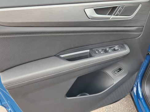 New 2026 Volkswagen Atlas Cross Sport SE image 6