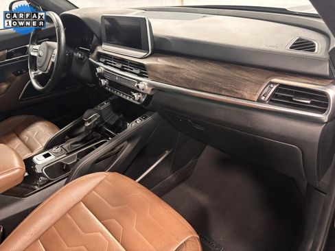 Used 2020 Kia Telluride SX w/ SX Prestige Package image 16